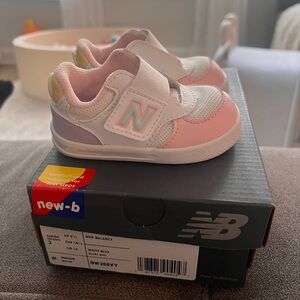 Toddler new balance shoes
